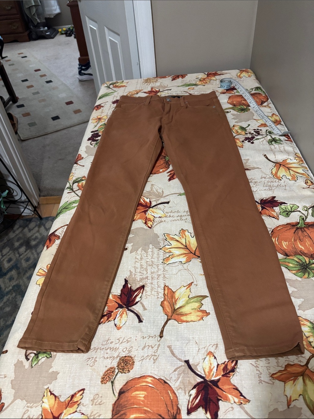 Hudson Jeans Slim Straight in Warm Chestnut Brown